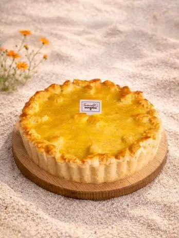 CHICKEN MUSHROOM PIE – HAMPERS